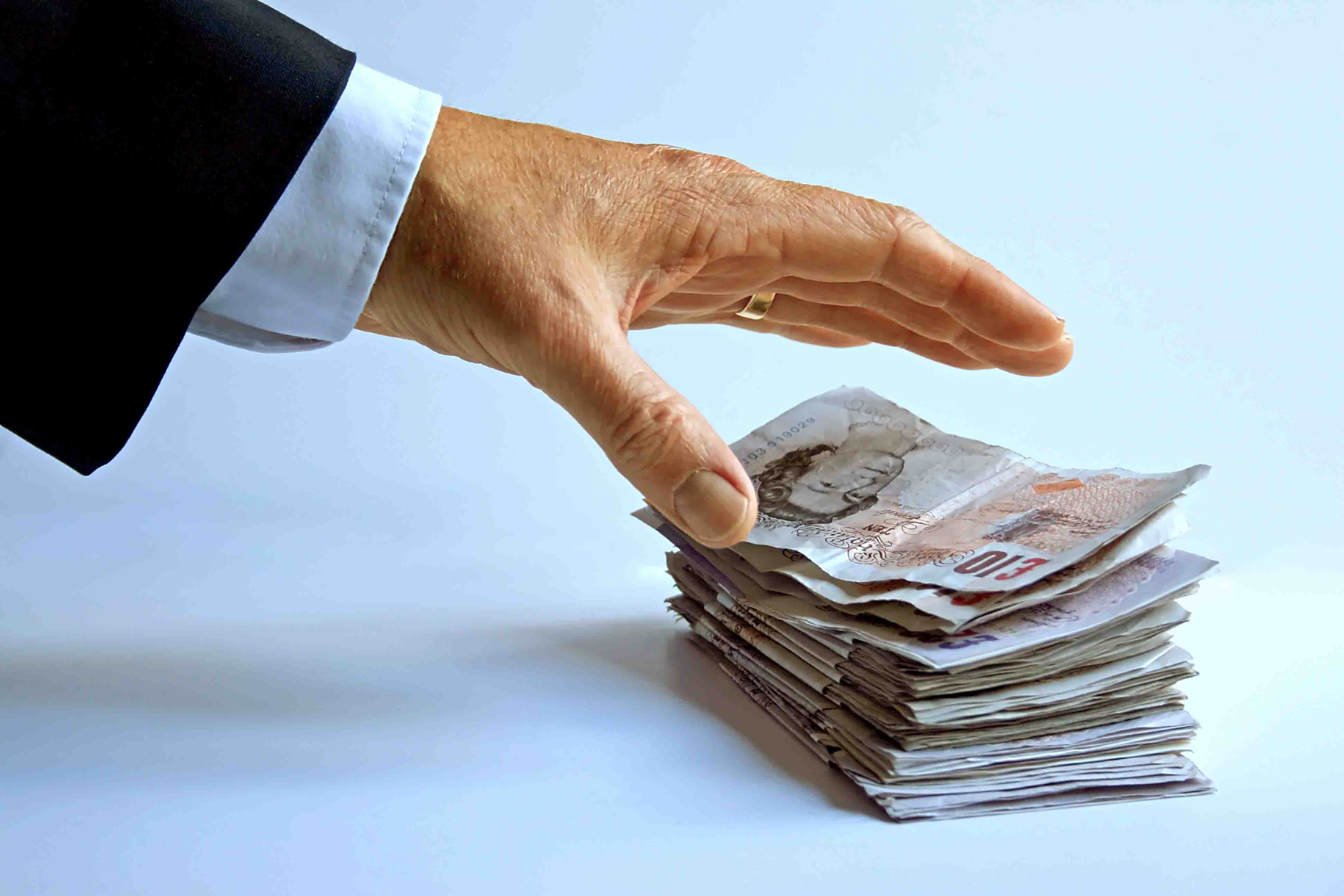 money grab
תהליכי התפתחות כלכלית. כסף , כלכלת המשפחה וכלכלה התנהגותית. אימון ,פסיכולוגיה, קואצ'ינג.